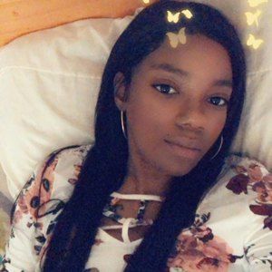 Meet your Posher, Marquia